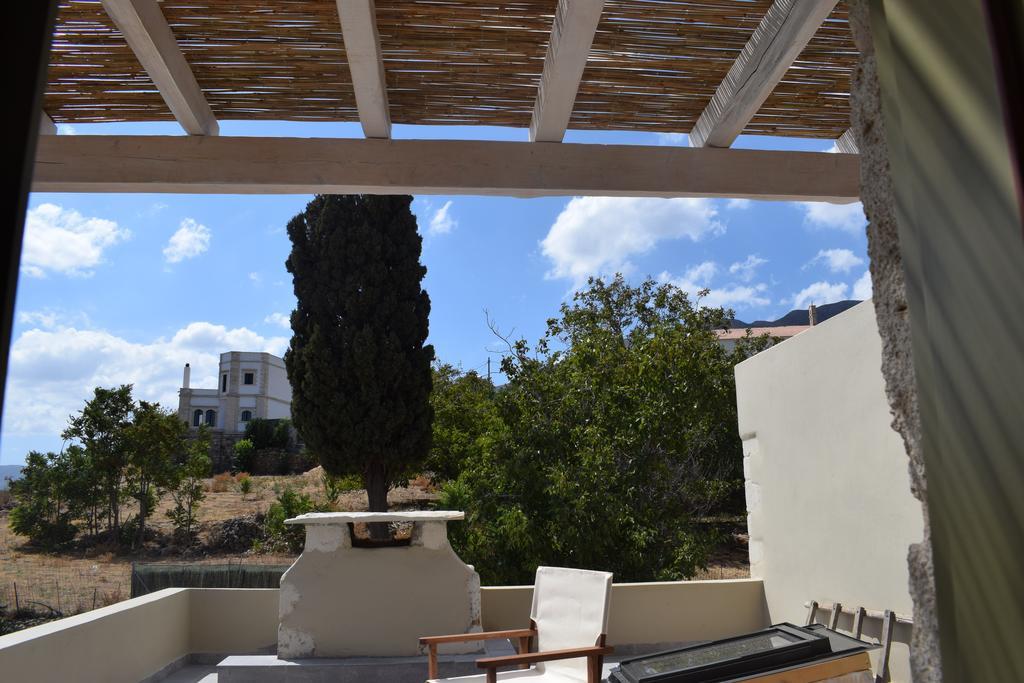 Traditional Stonebuilt Villa Leonanto, Only 5 Km From A Sandy Beach Kastellos Экстерьер фото