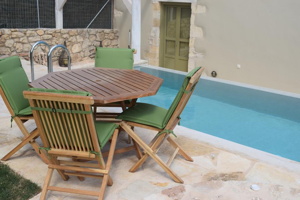 Traditional Stonebuilt Villa Leonanto, Only 5 Km From A Sandy Beach Kastellos Экстерьер фото