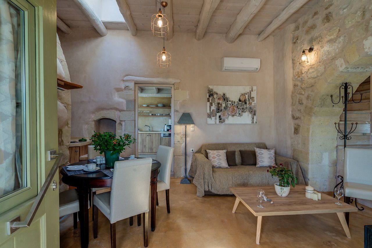 Traditional Stonebuilt Villa Leonanto, Only 5 Km From A Sandy Beach Kastellos Экстерьер фото