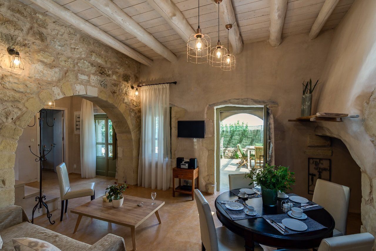 Traditional Stonebuilt Villa Leonanto, Only 5 Km From A Sandy Beach Kastellos Экстерьер фото