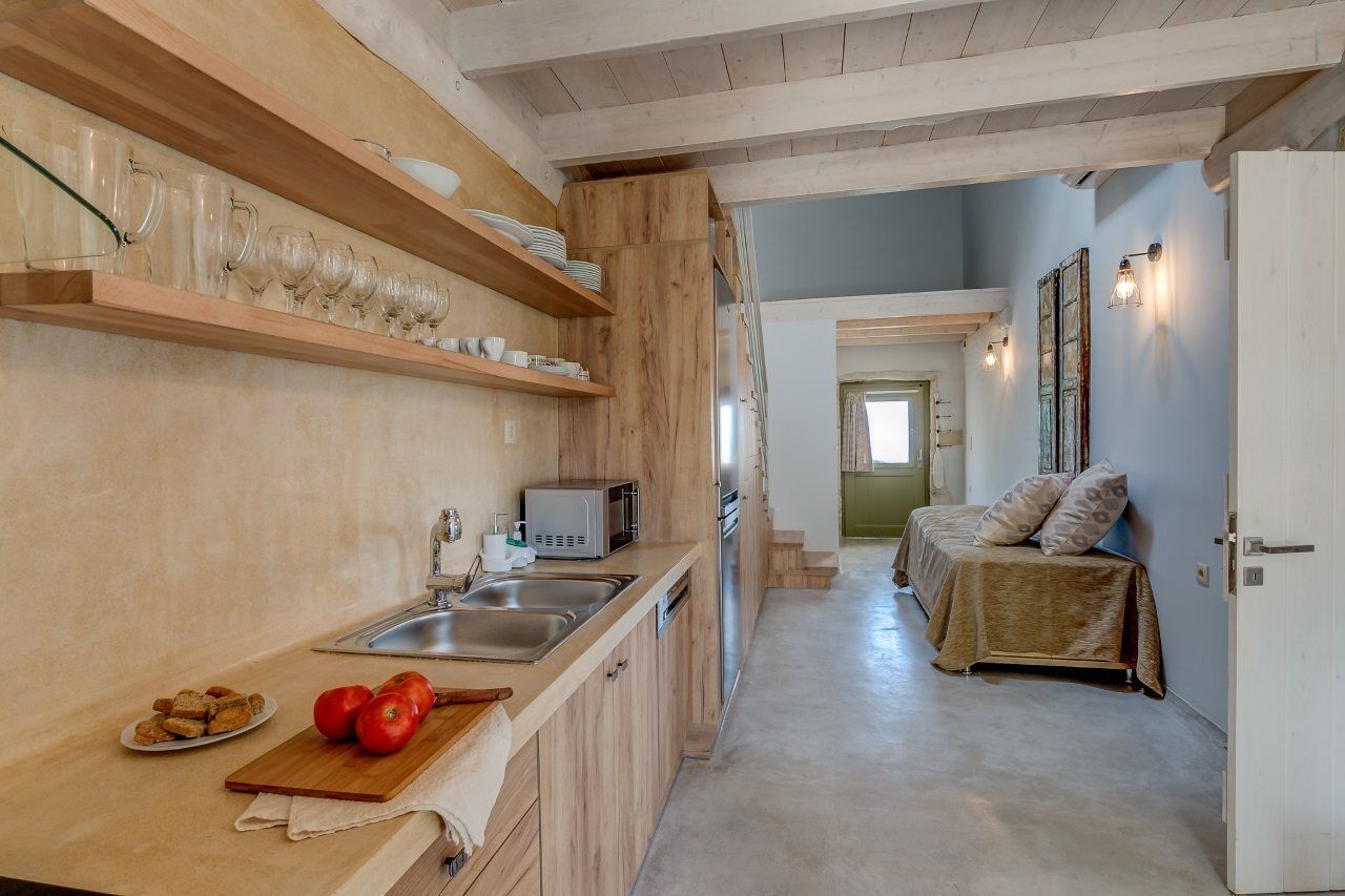 Traditional Stonebuilt Villa Leonanto, Only 5 Km From A Sandy Beach Kastellos Экстерьер фото