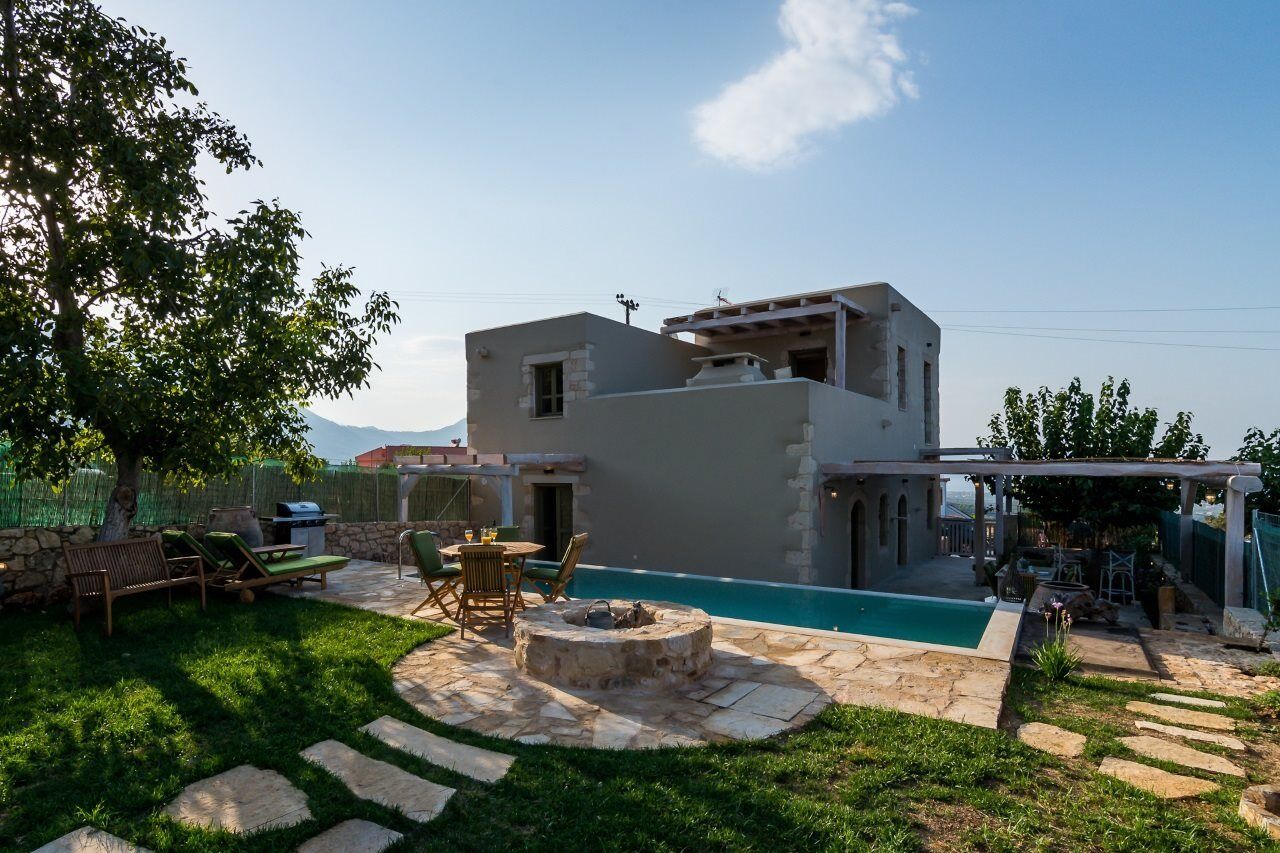 Traditional Stonebuilt Villa Leonanto, Only 5 Km From A Sandy Beach Kastellos Экстерьер фото