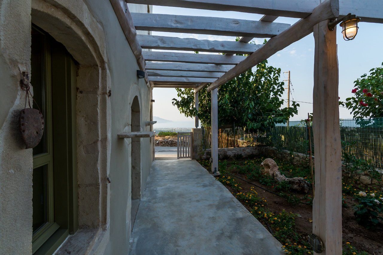 Traditional Stonebuilt Villa Leonanto, Only 5 Km From A Sandy Beach Kastellos Экстерьер фото
