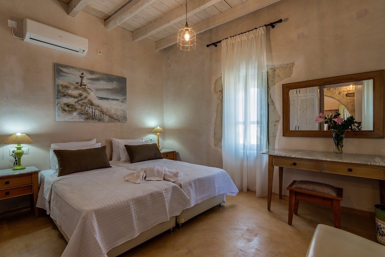 Traditional Stonebuilt Villa Leonanto, Only 5 Km From A Sandy Beach Kastellos Экстерьер фото