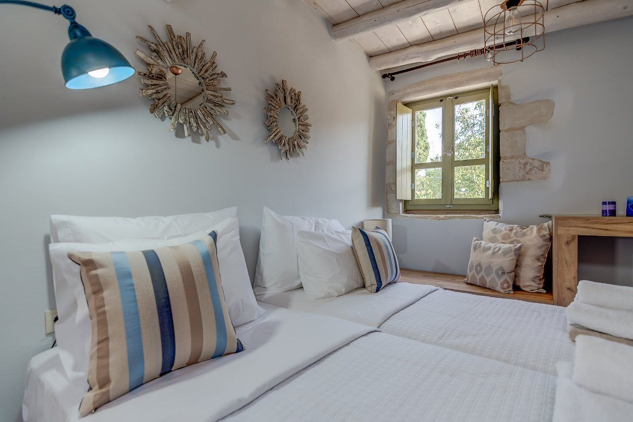Traditional Stonebuilt Villa Leonanto, Only 5 Km From A Sandy Beach Kastellos Экстерьер фото