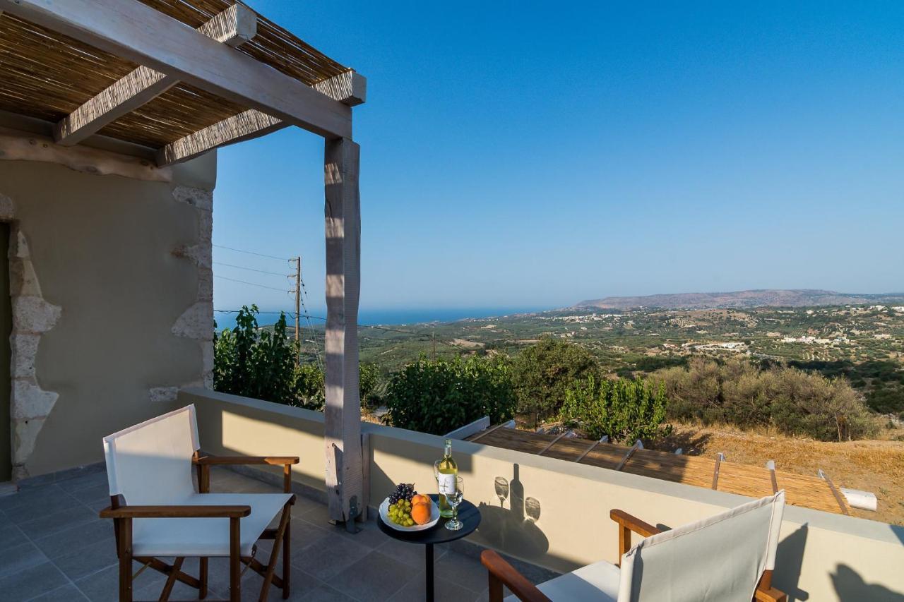 Traditional Stonebuilt Villa Leonanto, Only 5 Km From A Sandy Beach Kastellos Экстерьер фото